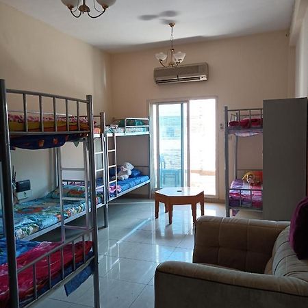 Omar Vacation Hostel Ντουμπάι Εξωτερικό φωτογραφία