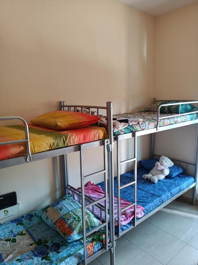 Omar Vacation Hostel Ντουμπάι Εξωτερικό φωτογραφία
