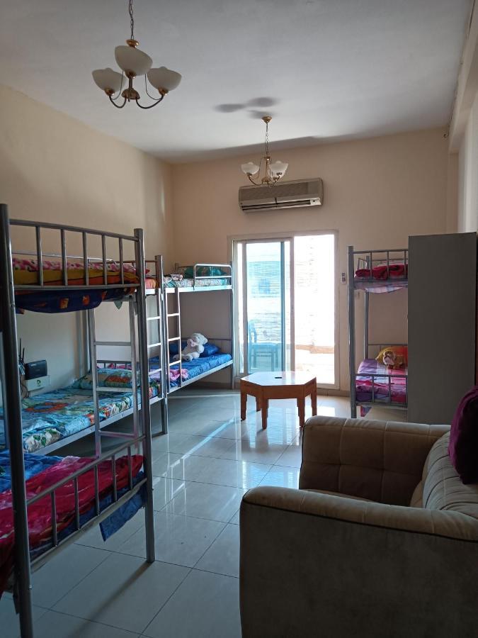 Omar Vacation Hostel Ντουμπάι Εξωτερικό φωτογραφία