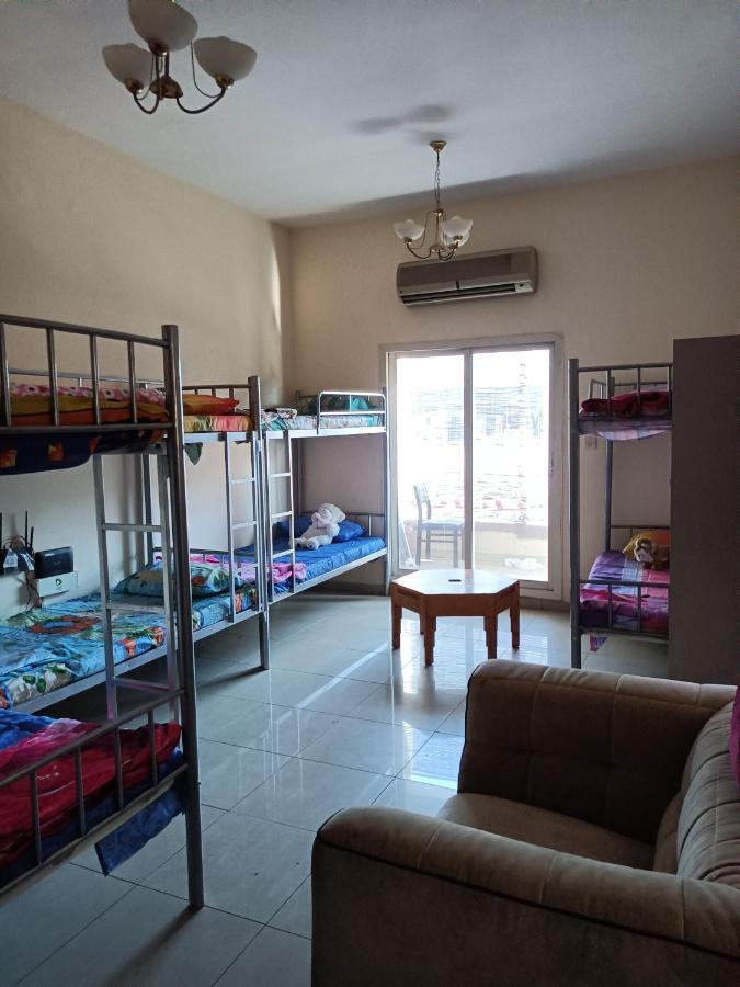 Omar Vacation Hostel Ντουμπάι Εξωτερικό φωτογραφία