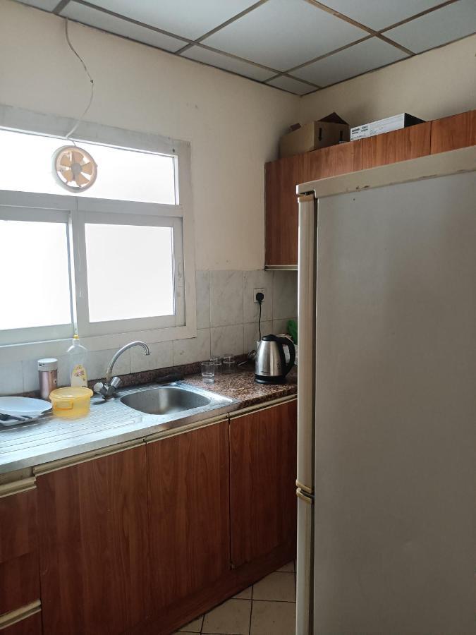 Omar Vacation Hostel Ντουμπάι Εξωτερικό φωτογραφία
