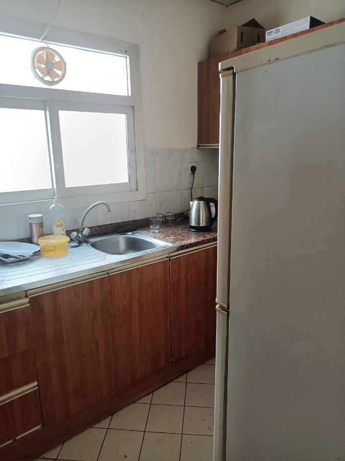 Omar Vacation Hostel Ντουμπάι Εξωτερικό φωτογραφία